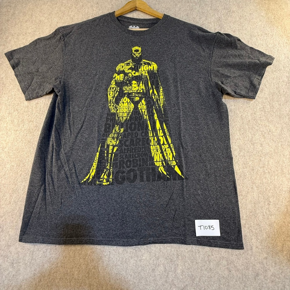 Batman DC‎ Comics Word Art Graphic T-Shirt Mens XL Charcoal Heather Gray T1085